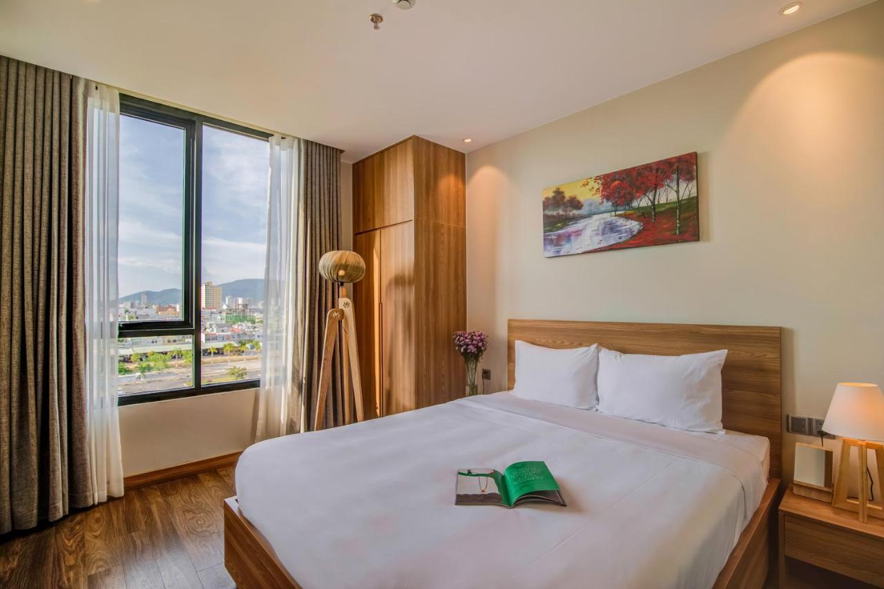 Moon Hotel And Apartment Da Nang Bagian luar foto