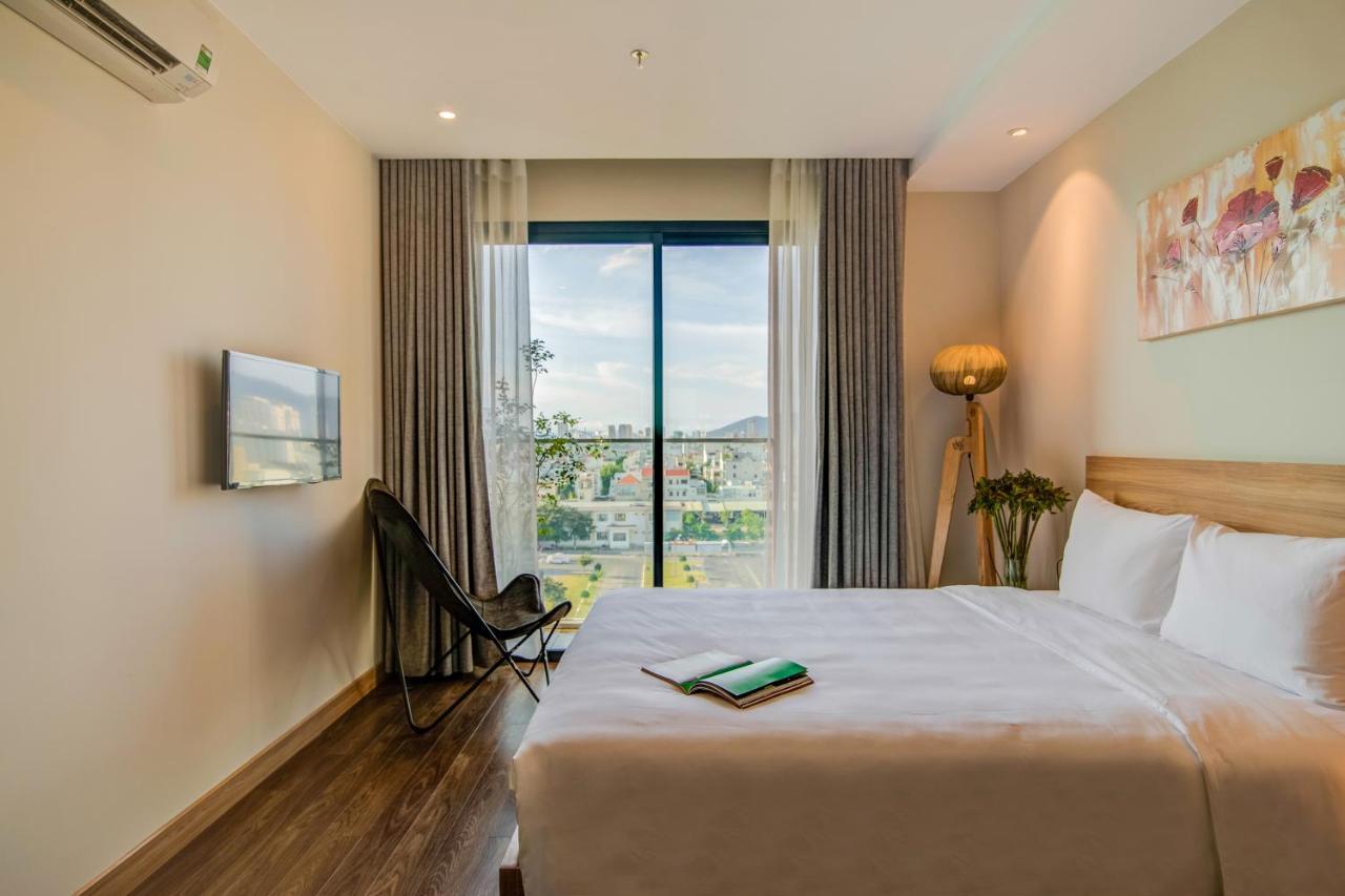 Moon Hotel And Apartment Da Nang Bagian luar foto