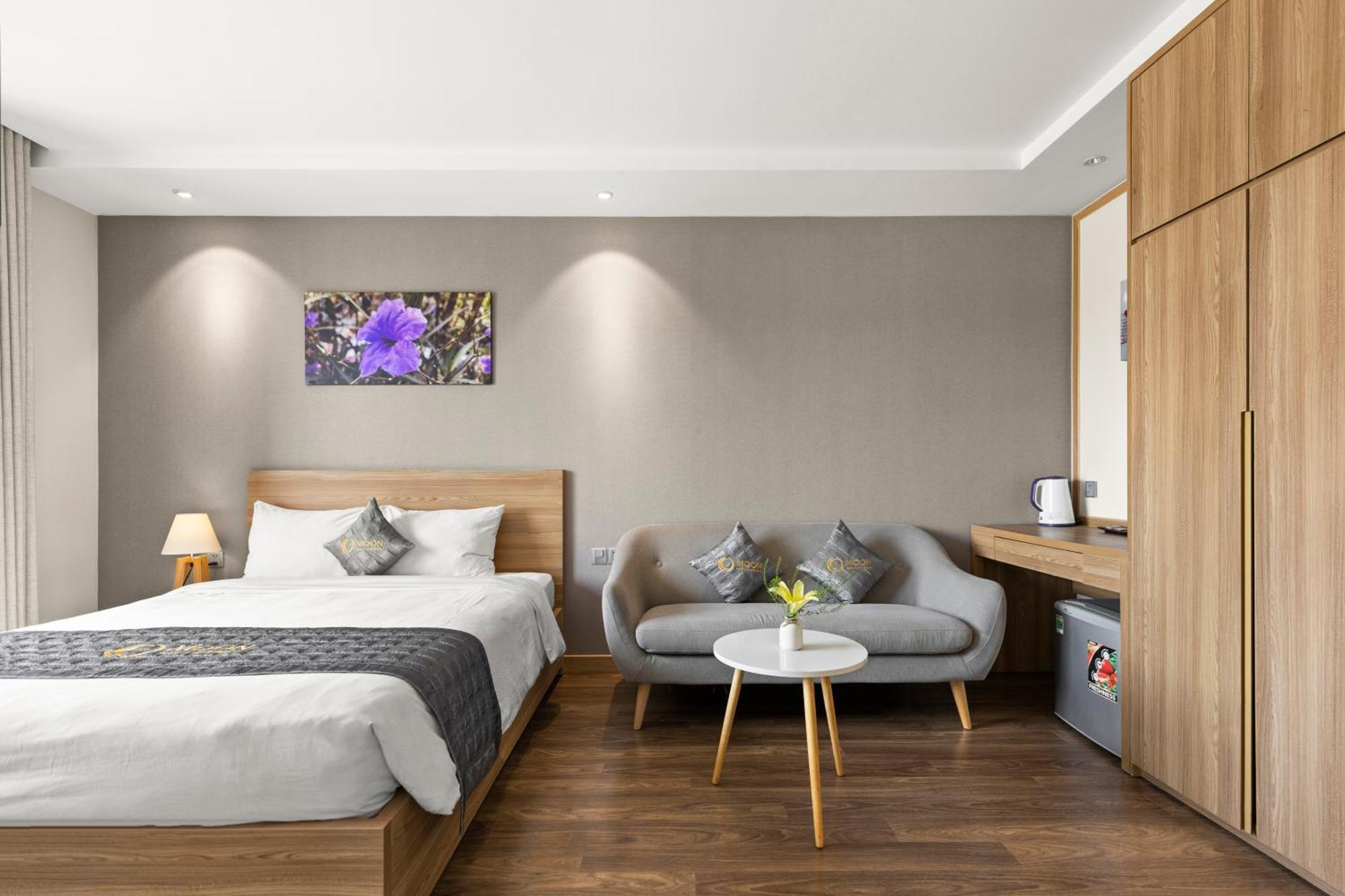 Moon Hotel And Apartment Da Nang Bagian luar foto