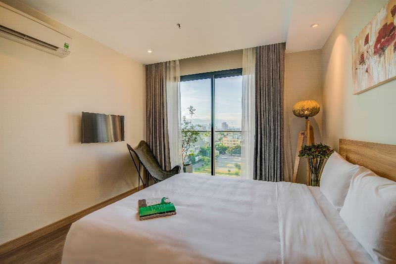Moon Hotel And Apartment Da Nang Bagian luar foto